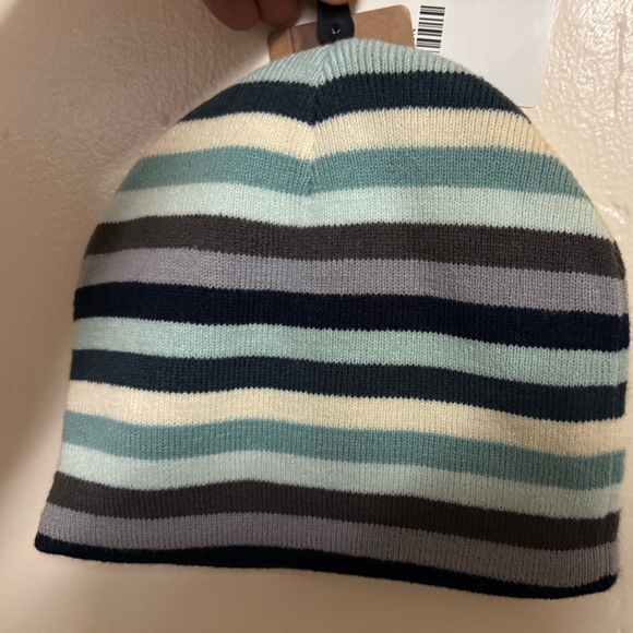 Carhartt women’s Multicolored Blue Knit Cap - Picture 2 of 3